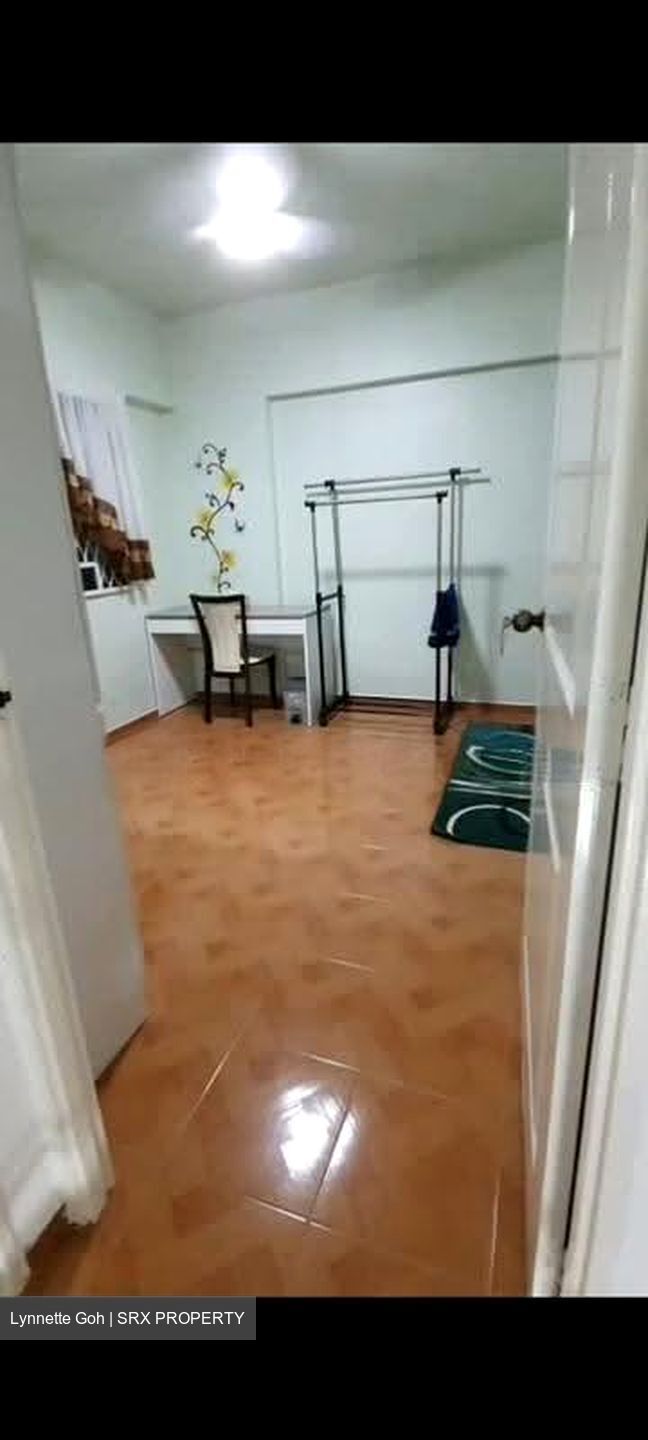 Blk 635 Woodlands Ring Road (Woodlands), HDB Executive #637213541